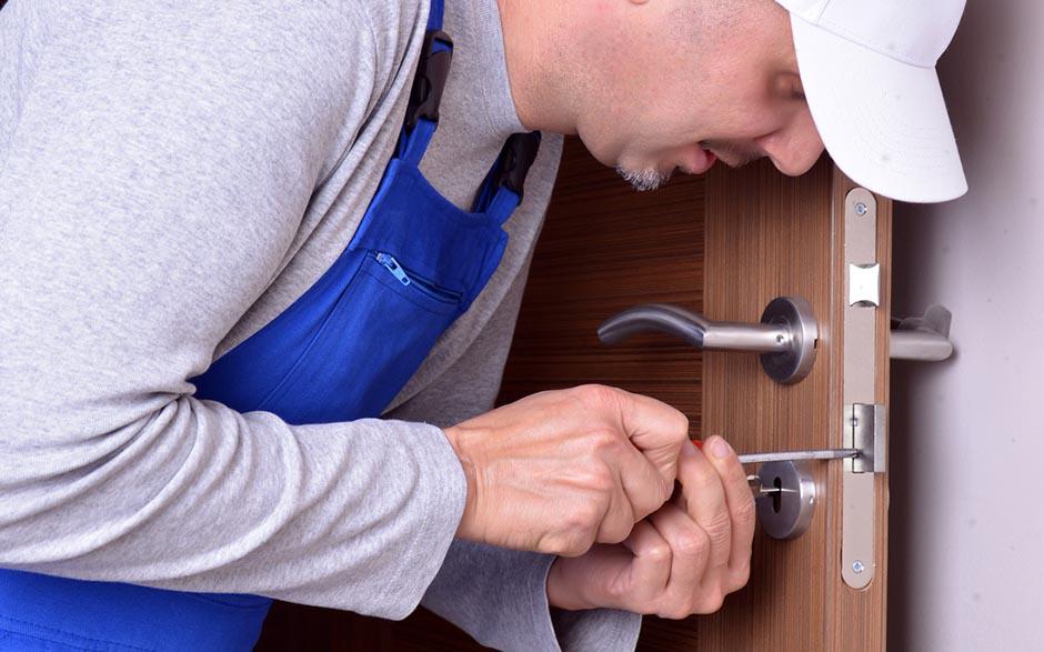  remplacer serrure Itteville